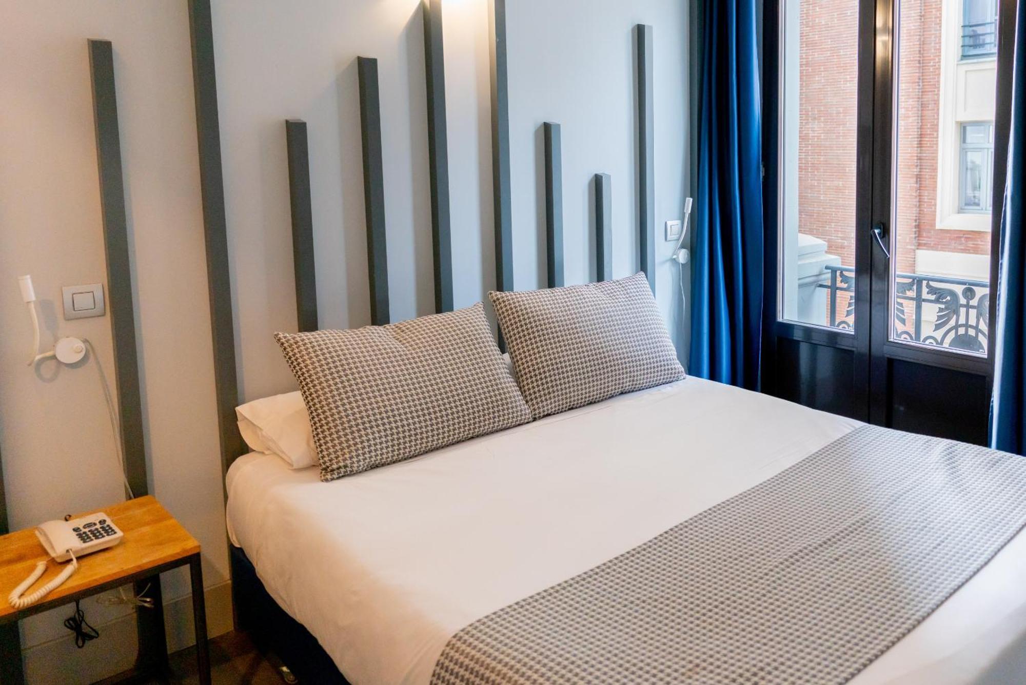 Hostal Carmen-Gran Via Madrid Extérieur photo